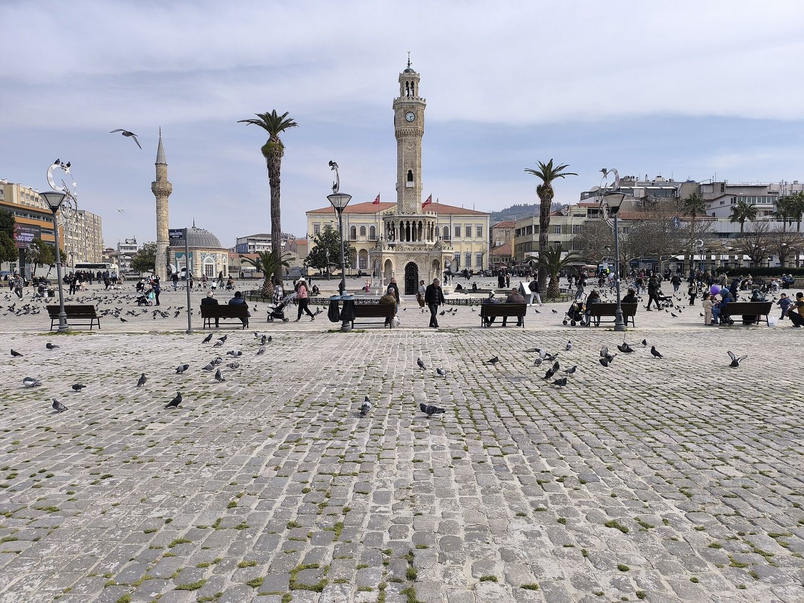 Saat Kulesi — İzmir Web Tasarım
