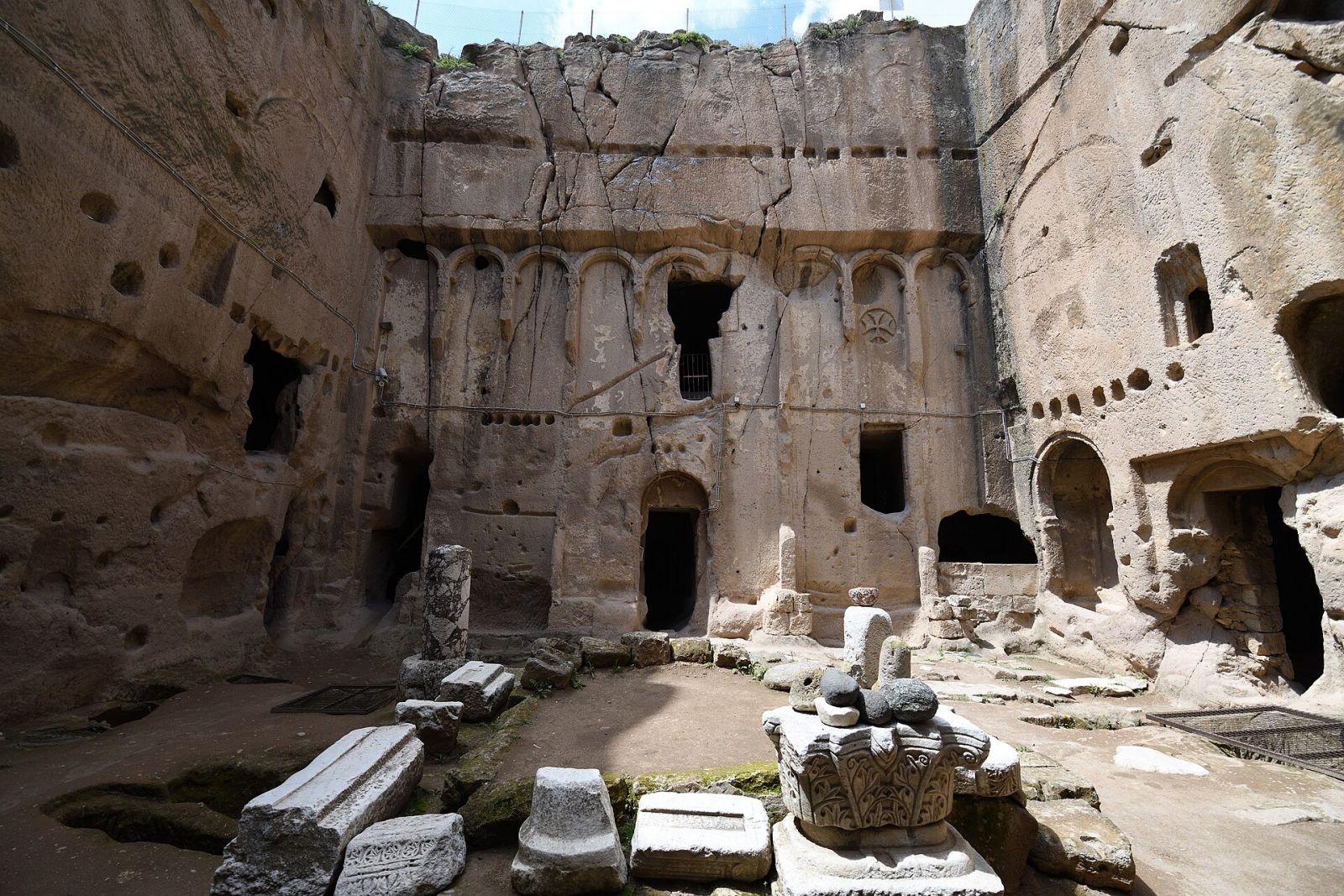 Gümüşler Manastırı — Niğde Web Tasarım